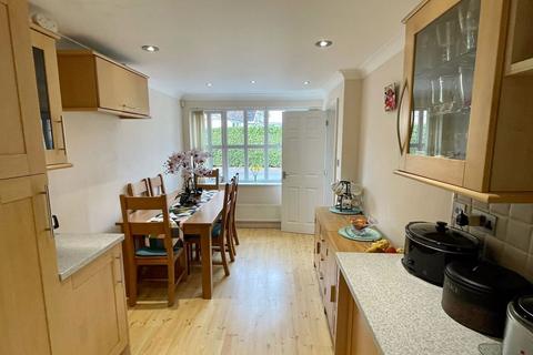 28 Springfield Road, Withington, Hereford, HR1 3RU