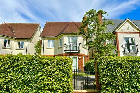 1 bedroom apartment for sale, Avenue Road, Lymington, Hampshire, SO41