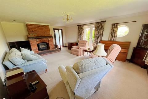 Willow Cottage Church Hill, Lover, Salisbury, SP5 2PL