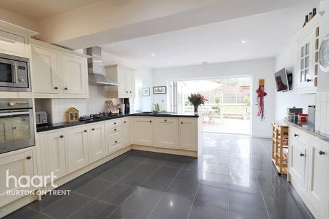 56 Alrewas Road, Kings Bromley, Burton-on-trent, DE13 7HW