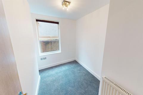 2 bedroom apartment for sale, Connaught Place, Loughton, IG10