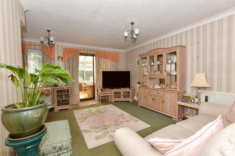 3 bedroom detached house for sale, Fletcher Drive, Wickford, Essex