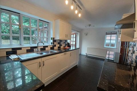 3 bedroom house to rent, Garstang Rd East, Poulton