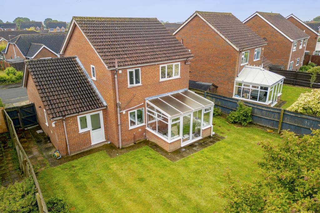 8 Tyler Crescent (Butterwick)-2