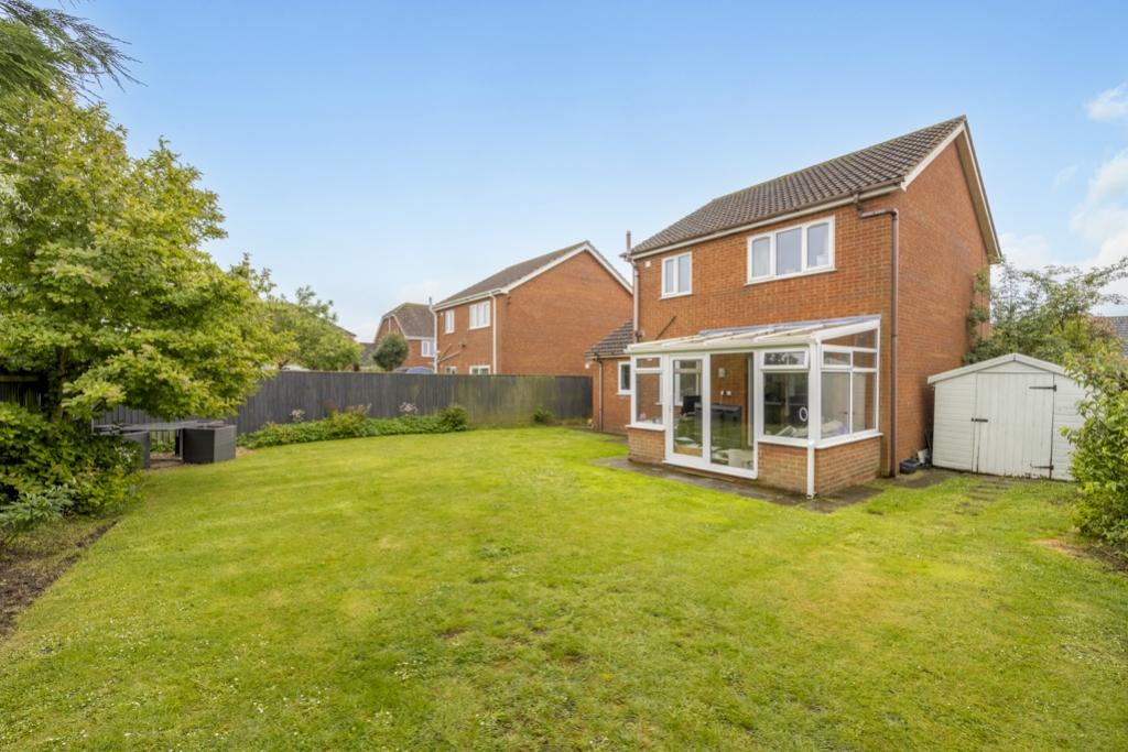 8 Tyler Crescent (Butterwick)-9