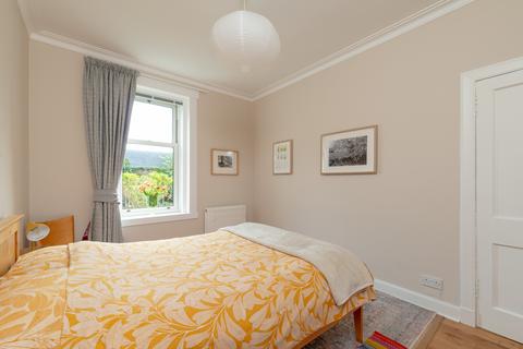 13/2 Granton Road, Edinburgh, EH5 3QJ