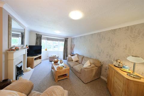 13 Hardwick Close, Oakham, LE15 6FF