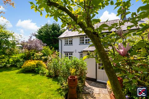 25 Bell Lane, Syresham, Brackley, NN13 5HP