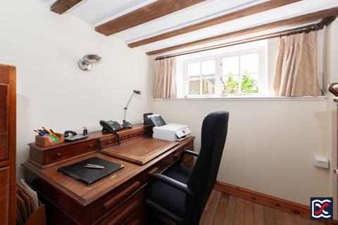 25 Bell Lane, Syresham, Brackley, NN13 5HP