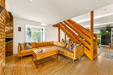 Hafan Burleigh Lane, Ascot, SL5 8PF