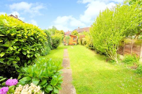 3 bedroom terraced house for sale, Church Road, Basildon, Essex SS14