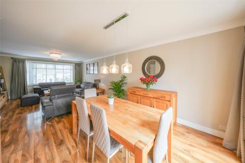21 Carrsyde Close, Whickham, Newcastle Upon Tyne, NE16 5UD