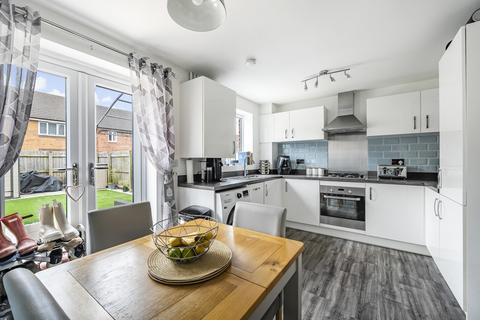 3 bedroom end of terrace house for sale, Radcliffe Drive, Farington Moss, Leyland, PR26