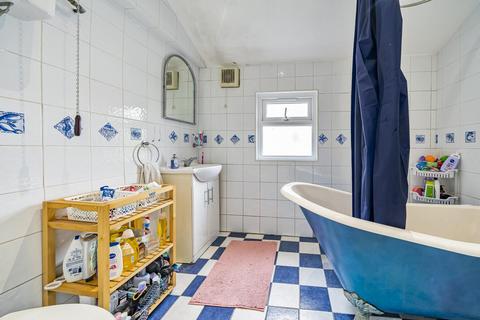 20 Rowden Road, Beckenham, BR3 4NA