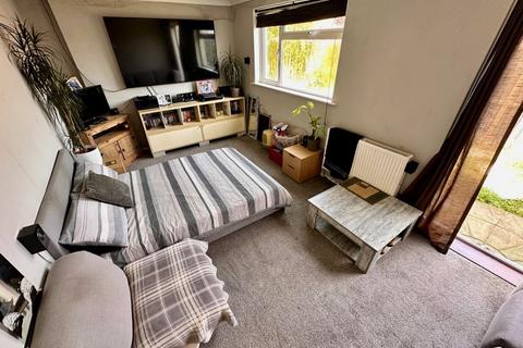 4 bedroom bungalow for sale, 15 Shaftesbury Road, West Moors, Ferndown, Dorset, BH22 0DY