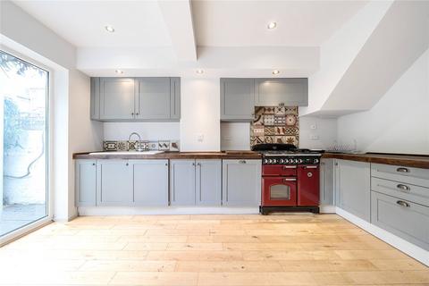 3 bedroom end of terrace house to rent, St. Peters Grove, London, W6