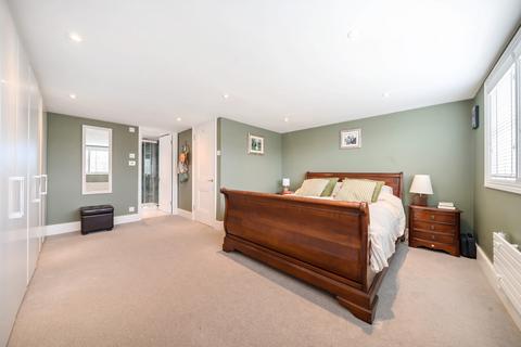 5 bedroom detached house for sale, Staunton Road, Kingston Upon Thames, KT2