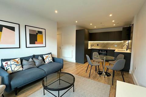 2 bedroom flat for sale, Darjeeling House, Memorial Avenue, Slough, Buckinghamshire, SL13GN