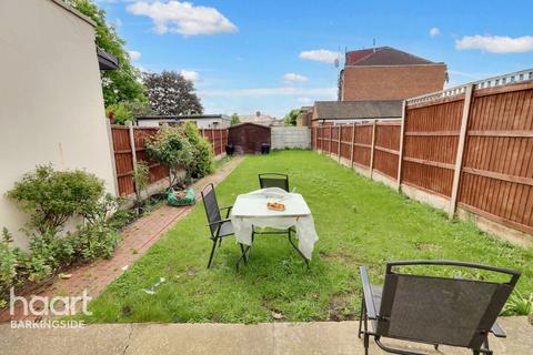 28 Waverley Gardens, Ilford, IG6 1PJ