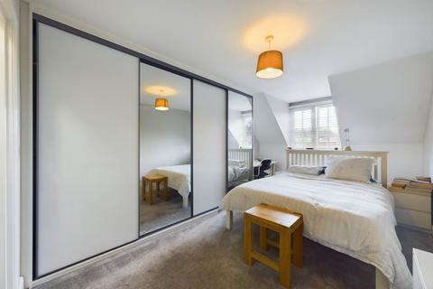 2 bedroom duplex for sale, Roughdown Road, Boxmoor