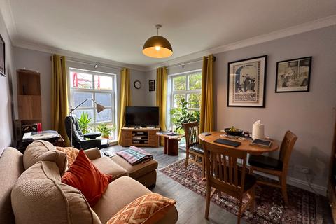2 bedroom flat to rent, Barbican Court, Fawcett Street, York, YO10