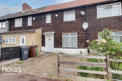 3 bedroom terraced house for sale, Green Lane, Dagenham