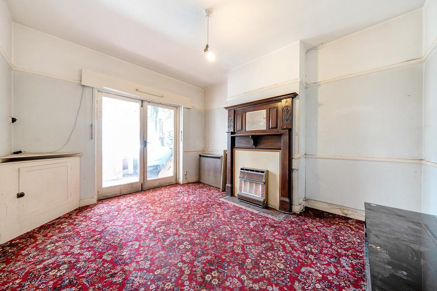 Yeading Lane, Hayes UB4 0EX 3 bed semidetached house for sale £425,000