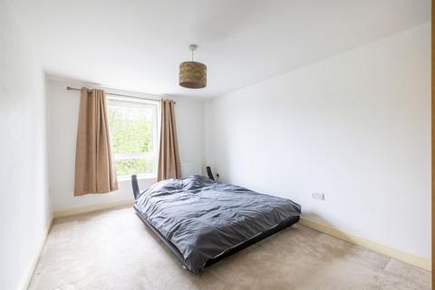 1 bedroom flat for sale, Commonwealth Drive, Page Court Commonwealth Drive, RH10