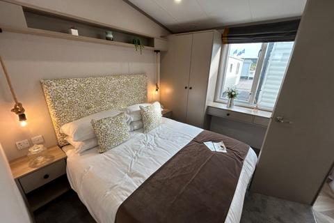 2 bedroom static caravan for sale, New Beach Holiday Park