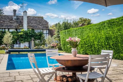 Furzen Lane, Rudgwick, Horsham, Surrey, RH12