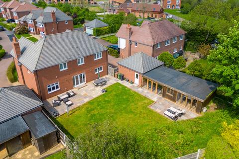 14 Choules Close, Pershore, WR10 2FB