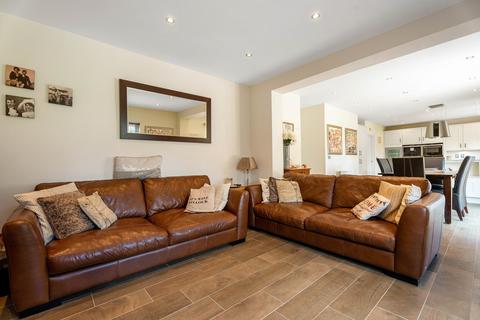 14 Choules Close, Pershore, WR10 2FB