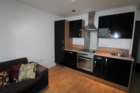 2 bedroom apartment to rent, Echo Central 1, Leeds, LS9