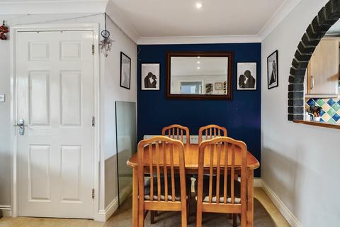 2 bedroom maisonette for sale, Wooteys Way, Alton, Hampshire, GU34