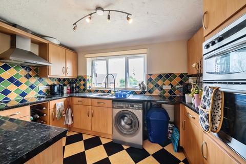 2 bedroom maisonette for sale, Wooteys Way, Alton, Hampshire, GU34