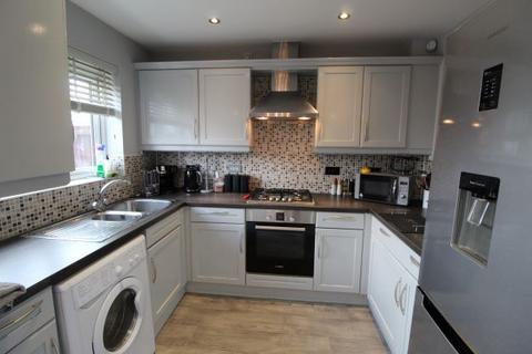 3 bedroom end of terrace house for sale, Lavender Gardens, Warrington