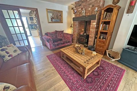 3 Biddles Hill, Earlswood, Solihull, B94 5EN