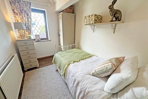 3 Biddles Hill, Earlswood, Solihull, B94 5EN