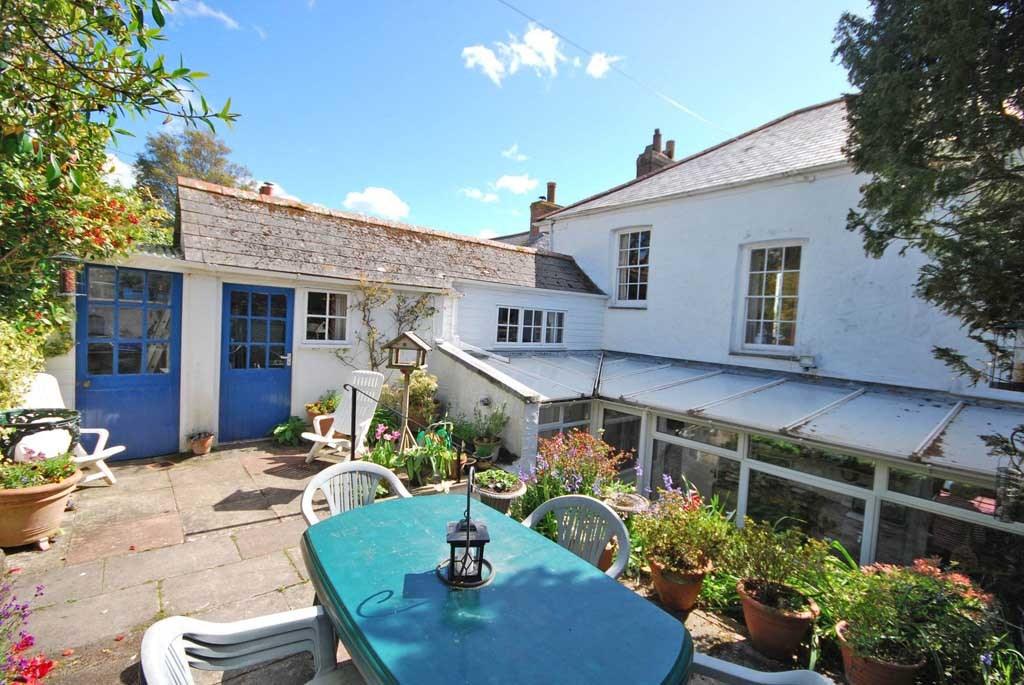 Devoran, Nr. Truro, Cornwall, TR3 4 bed semidetached house £560,000