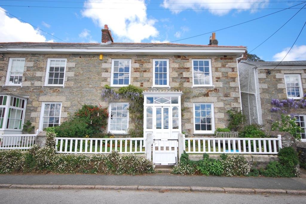 Devoran, Nr. Truro, Cornwall, TR3 4 bed semidetached house £560,000