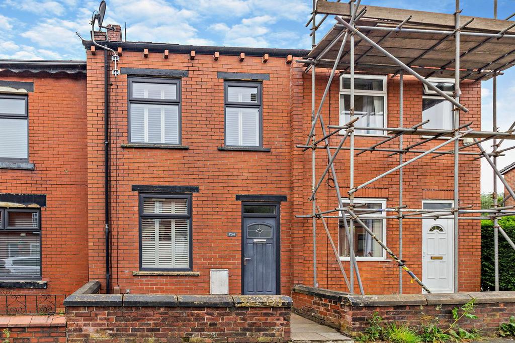 Rochdale Road, Royton, Oldham, OL2 3 bed terraced house for sale £194,000