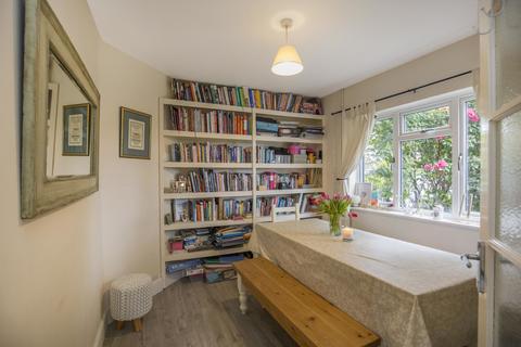 20 Engliff Lane, Woking, GU22 8SU