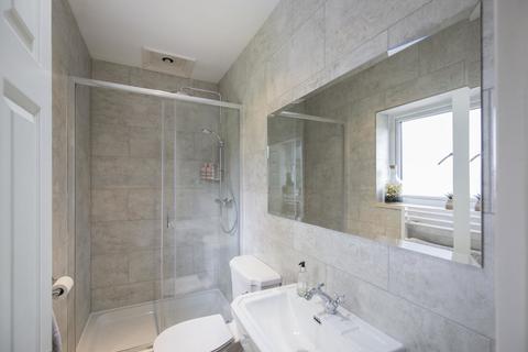 20 Engliff Lane, Woking, GU22 8SU