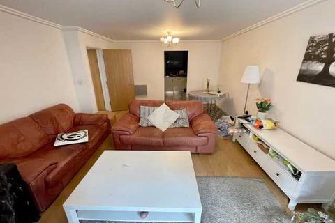 3 bedroom apartment to rent, Horsted Court, Brighton