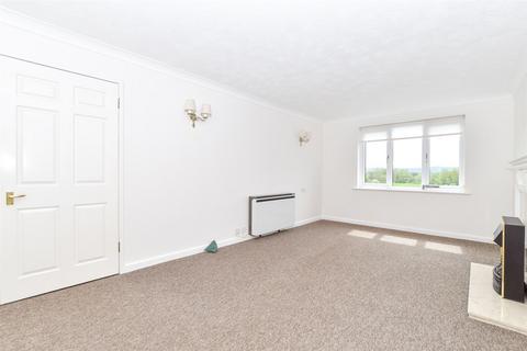 1 bedroom flat for sale, Station Road, Pulborough, West Sussex