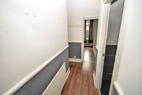 2 bedroom flat for sale, Albany Street West, South Shields