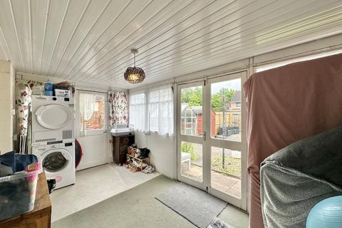 32 Derwent Drive, Hereford, HR4 9PS