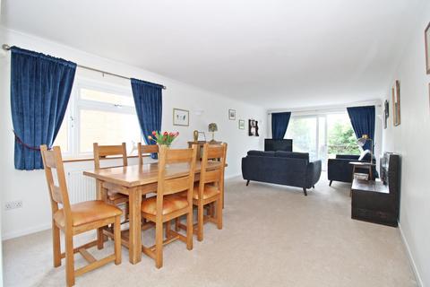 2 bedroom flat for sale, Waylands Mead, Beckenham, BR3