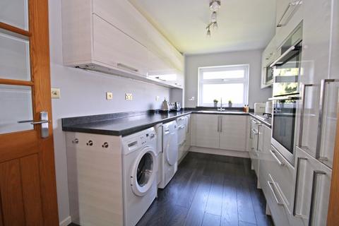 2 bedroom flat for sale, Waylands Mead, Beckenham, BR3