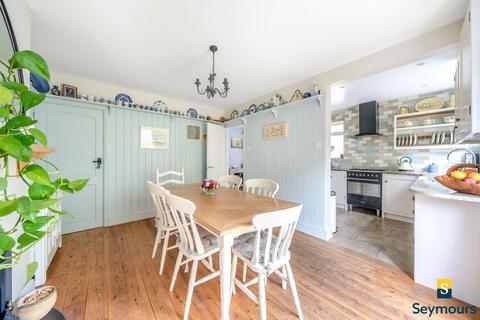 23 Johnston Walk, Guildford, GU2 9XR